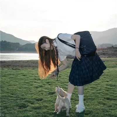 北极百货的秋乃小姐